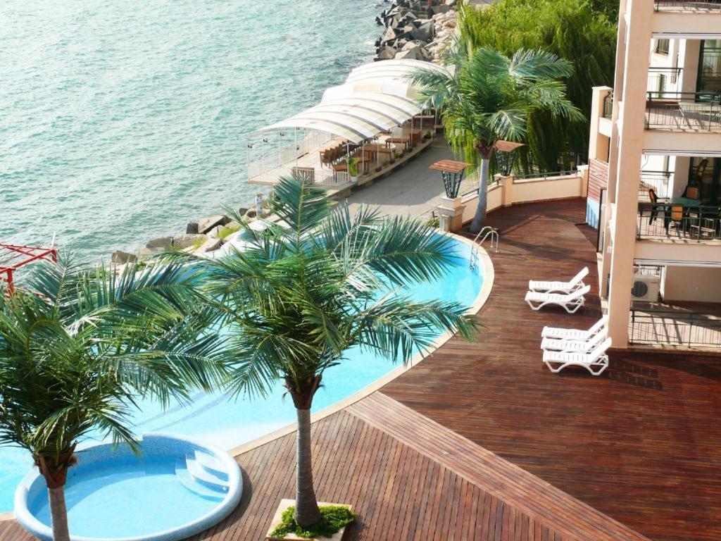 Privat Apartament Marina City Balčik Exteriér fotografie