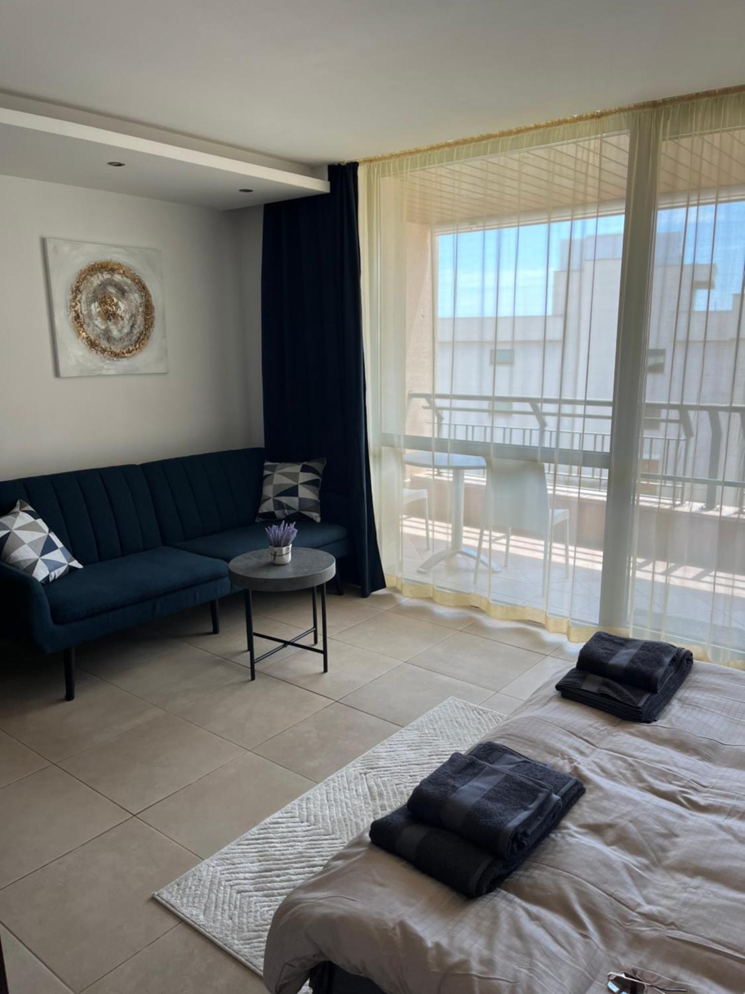 Privat Apartament Marina City Balčik Exteriér fotografie